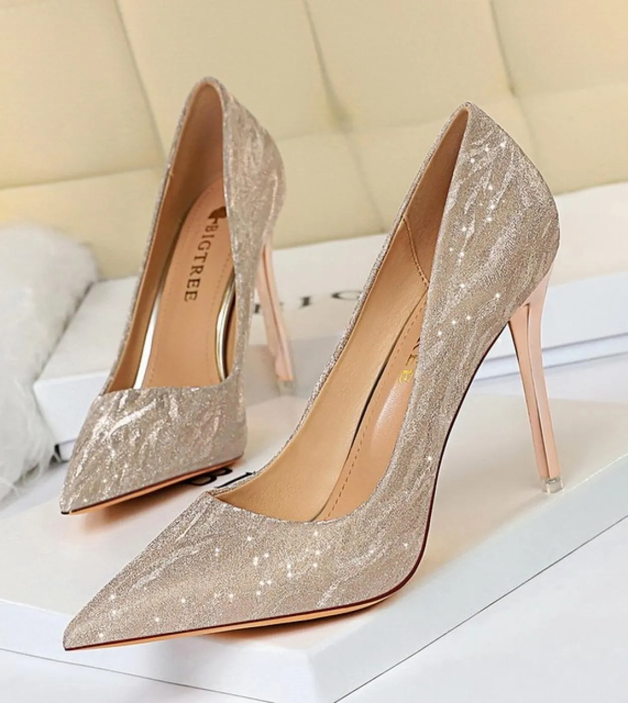 2022 Donna 75cm 105cm Tacchi alti Glitter da sposa Décolleté in oro argento Lady Fetish Tacchi bassi Scarpins Scarpe da passer