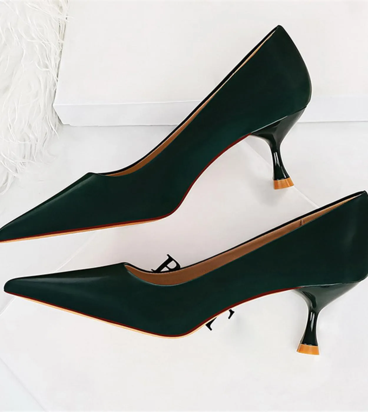 2023 Donna Tacchi medi 5,5 cm Tacchi alti Décolleté a punta Décolleté Lady Verde scuro Gattino Tacchi bassi Evento per feste Uff