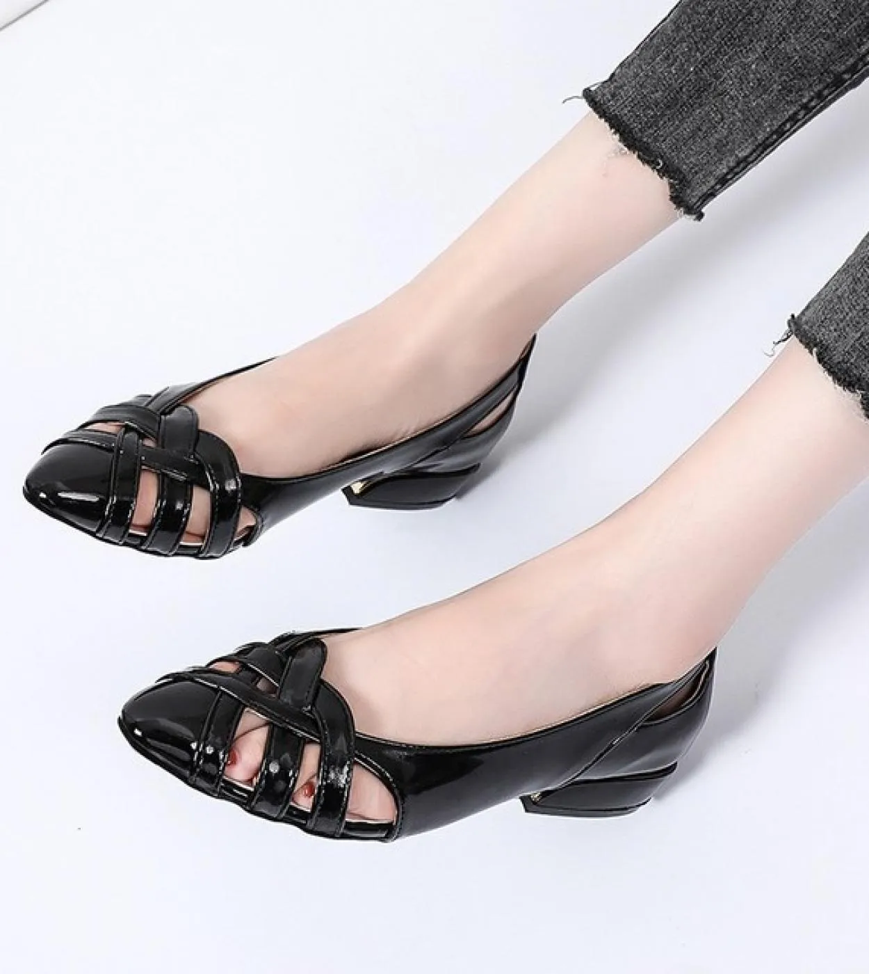 2023 estate nuove donne sandali intrecciati moda piatto comfort scarpe retrò casual donna punta a punta tacchi bassi scarpe tagl