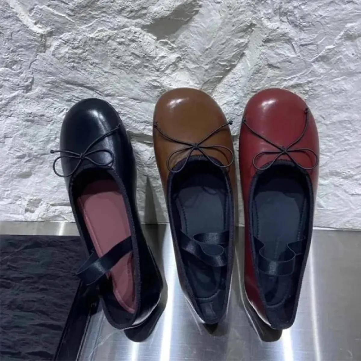 Ballerine con fiocco scarpe da donna scarpe da ballo estive poco profonde 2024 abito alla moda eleganti scarpe Lolita tendenza d