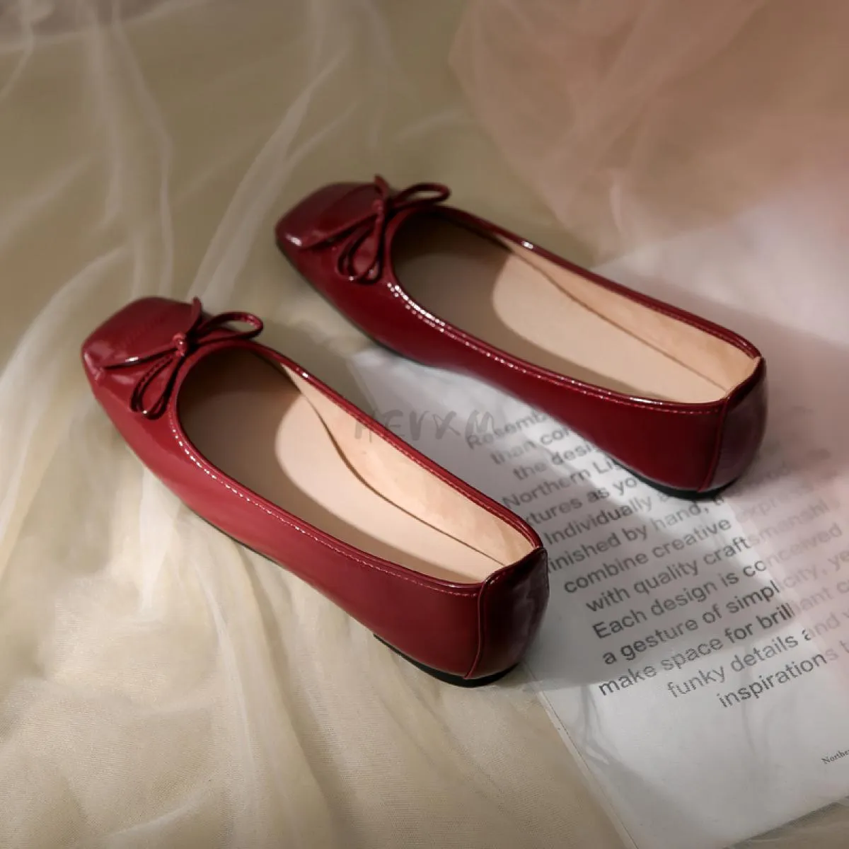 Ballerine da donna in pelle verniciata con fiocco retrò scarpe autunno slip on scarpe casual piatte punta tonda tacchi spessi vi