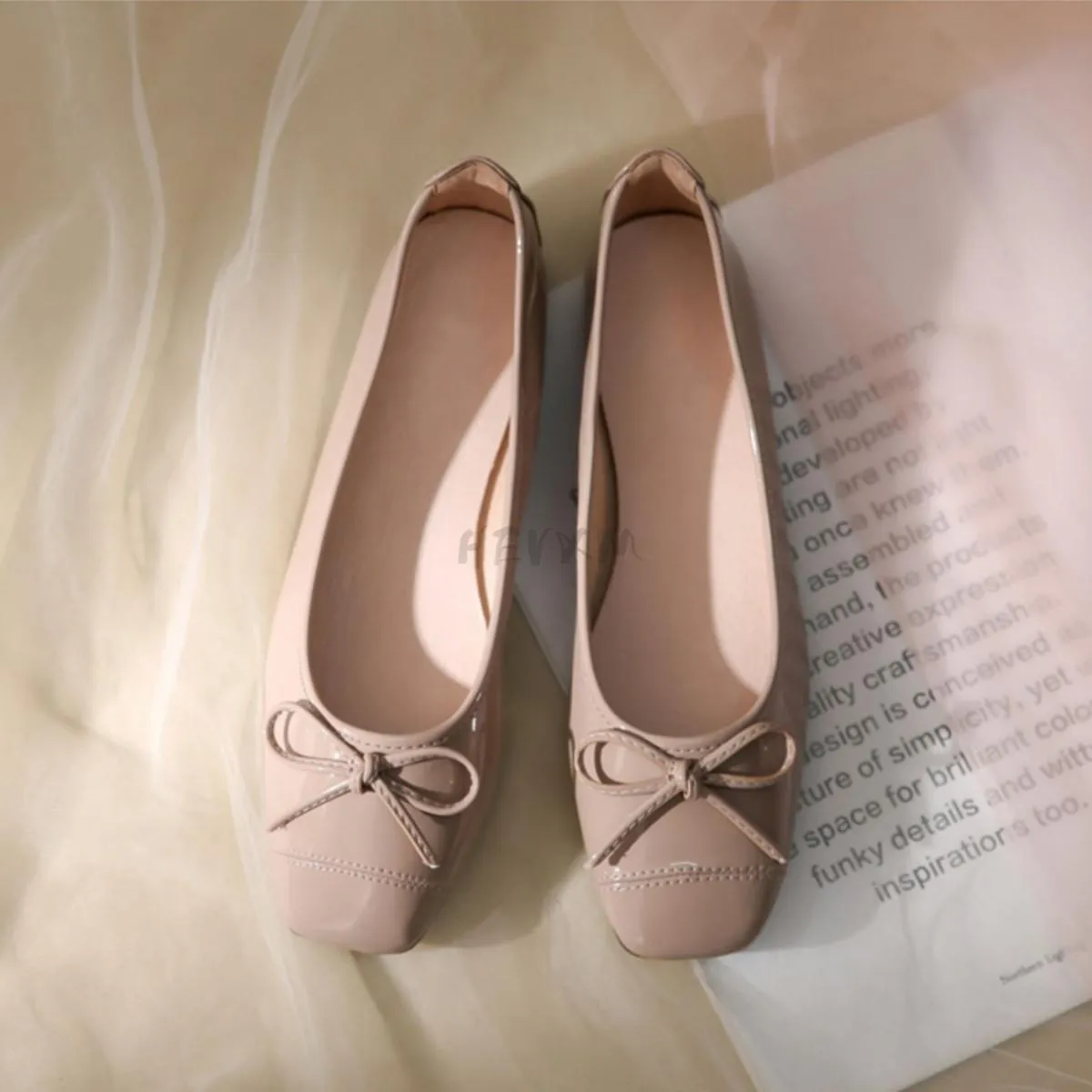 Ballerine da donna in pelle verniciata con fiocco retrò scarpe autunno slip on scarpe casual piatte punta tonda tacchi spessi vi
