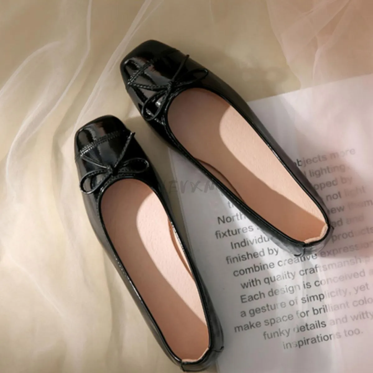Ballerine da donna in pelle verniciata con fiocco retrò scarpe autunno slip on scarpe casual piatte punta tonda tacchi spessi vi