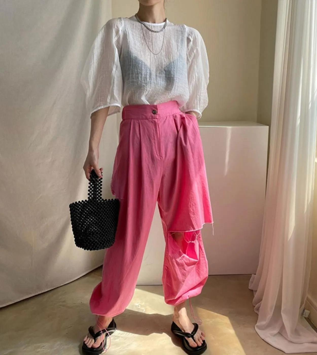 Camicetta da donna casual con base leggermente trasparente Camicie in chiffon con maniche a lanterna larghe Camicie pieghettate