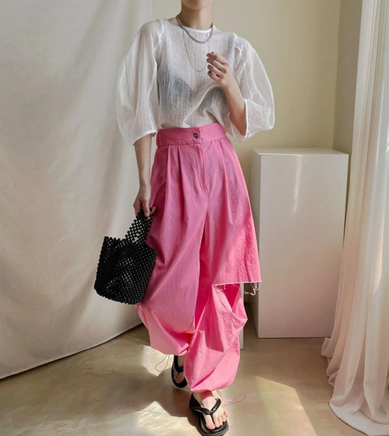 Camicetta da donna casual con base leggermente trasparente Camicie in chiffon con maniche a lanterna larghe Camicie pieghettate