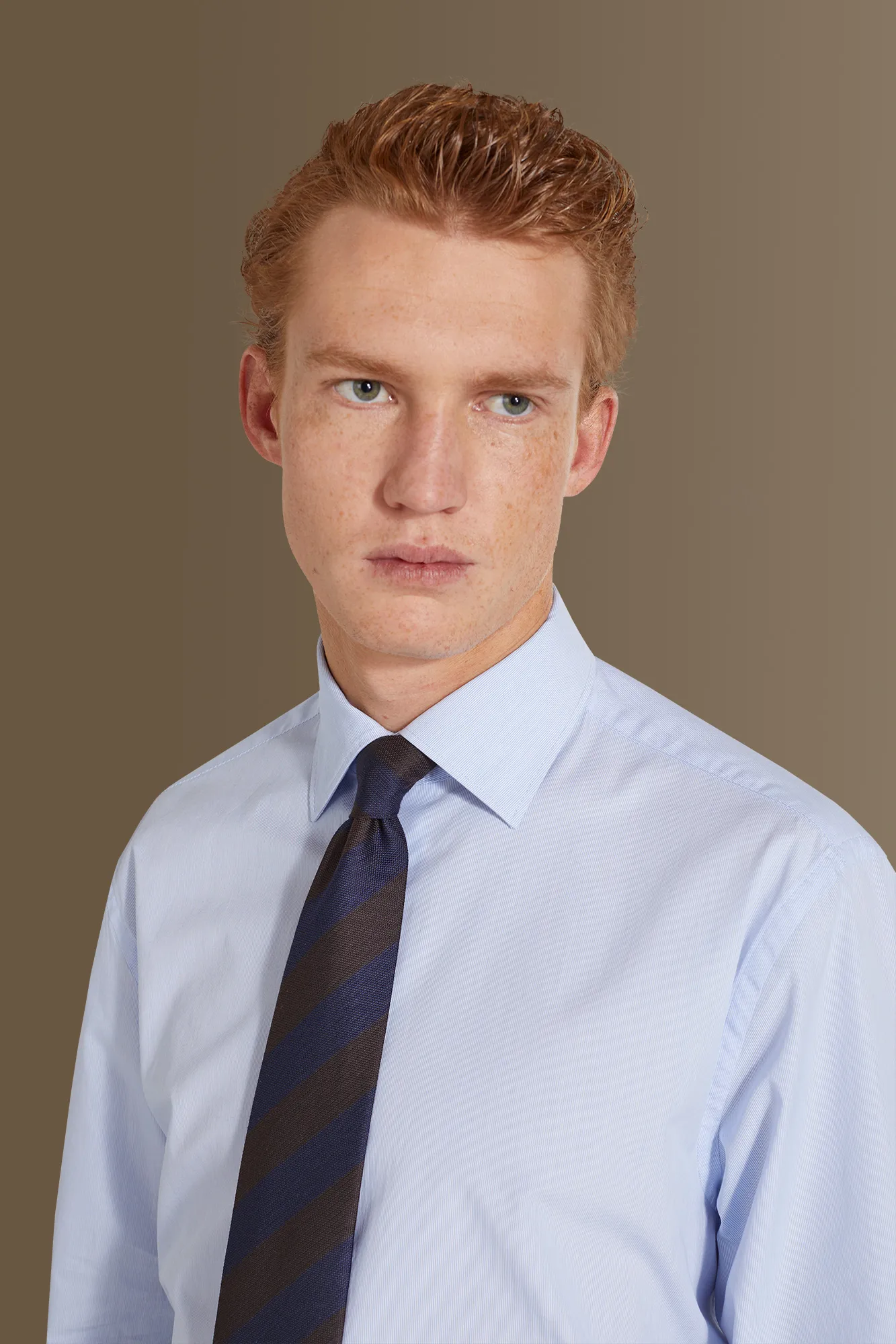 Camicia classica lavata uomo collo francese tinto filo popeline riga sottile