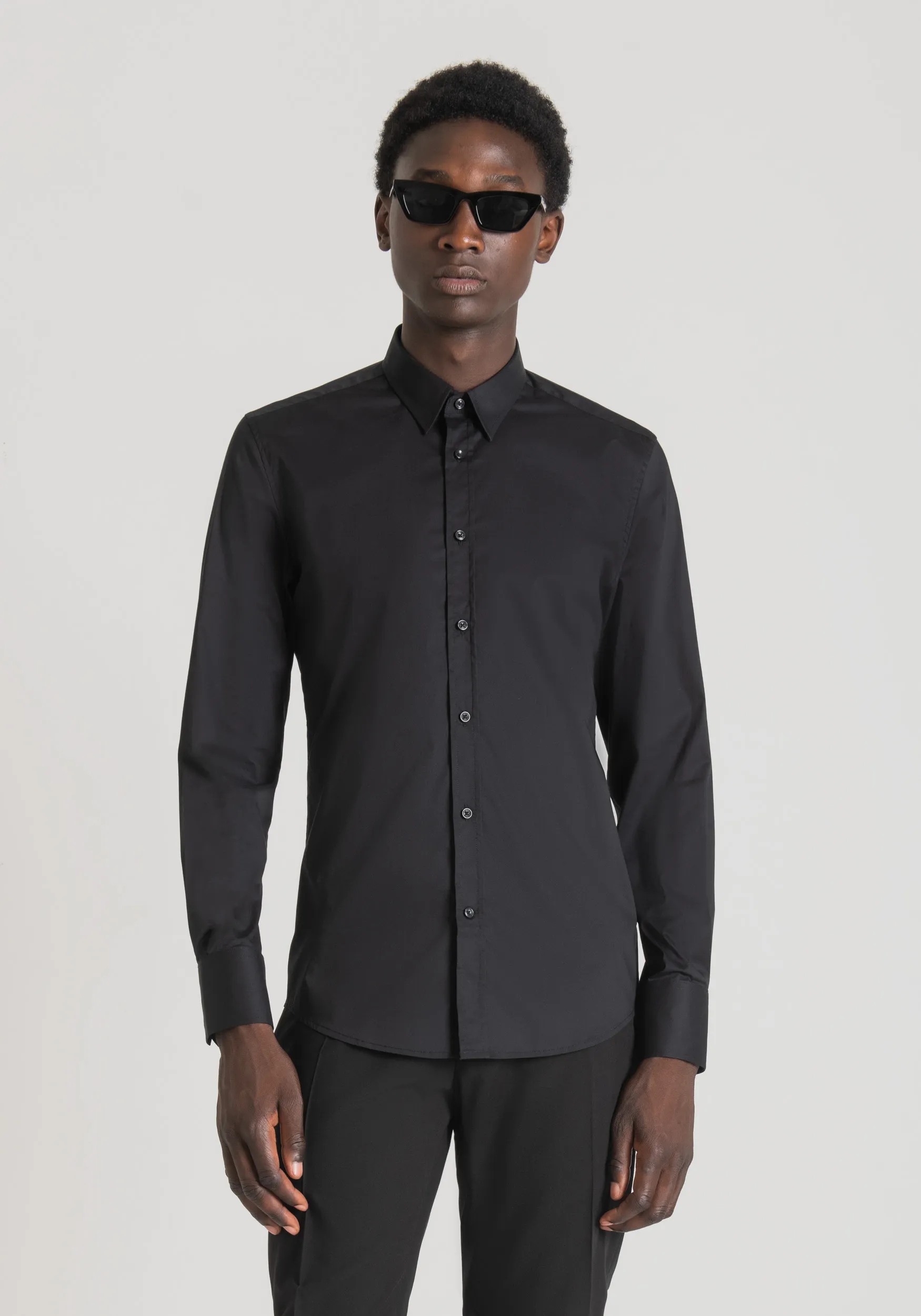 CAMICIA SUPER SLIM FIT “MILANO” IN FRESCO POPELINE DI COTONE MISTO STRETCH
