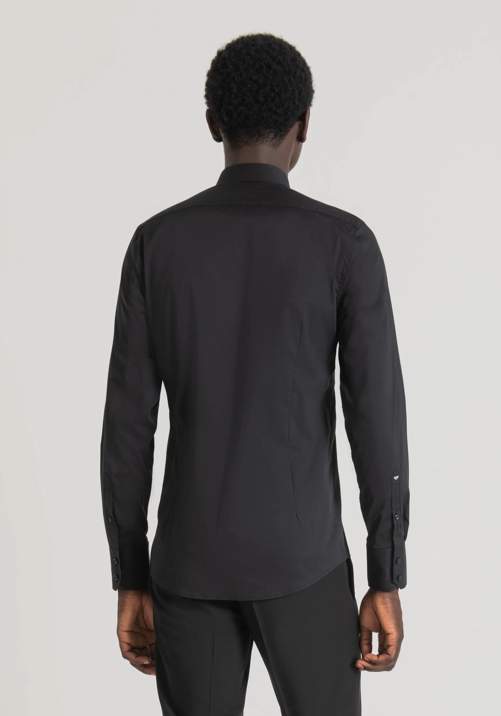 CAMICIA SUPER SLIM FIT “MILANO” IN FRESCO POPELINE DI COTONE MISTO STRETCH