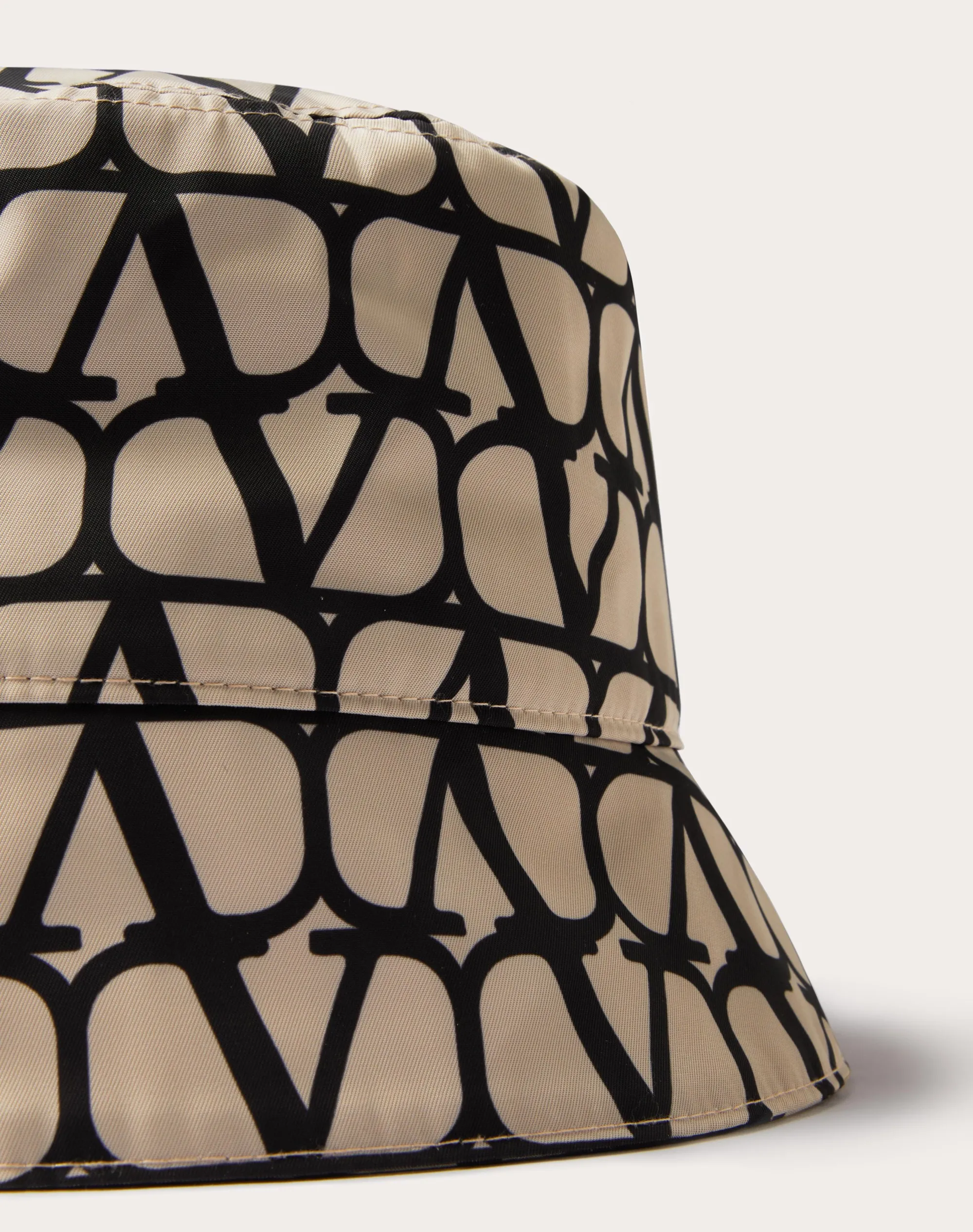 CAPPELLO BUCKET TOILE ICONOGRAPHE IN NYLON