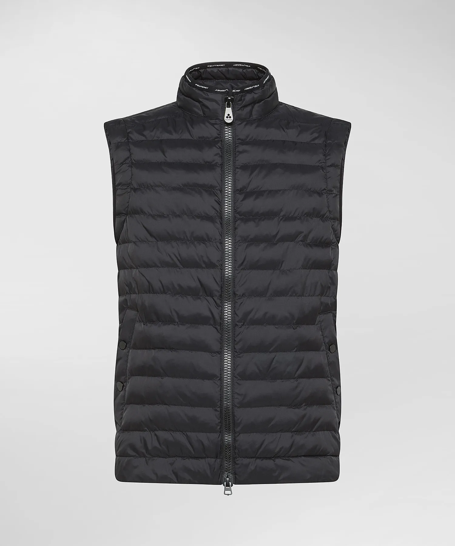 Gilet imbottito superleggero e semilucido