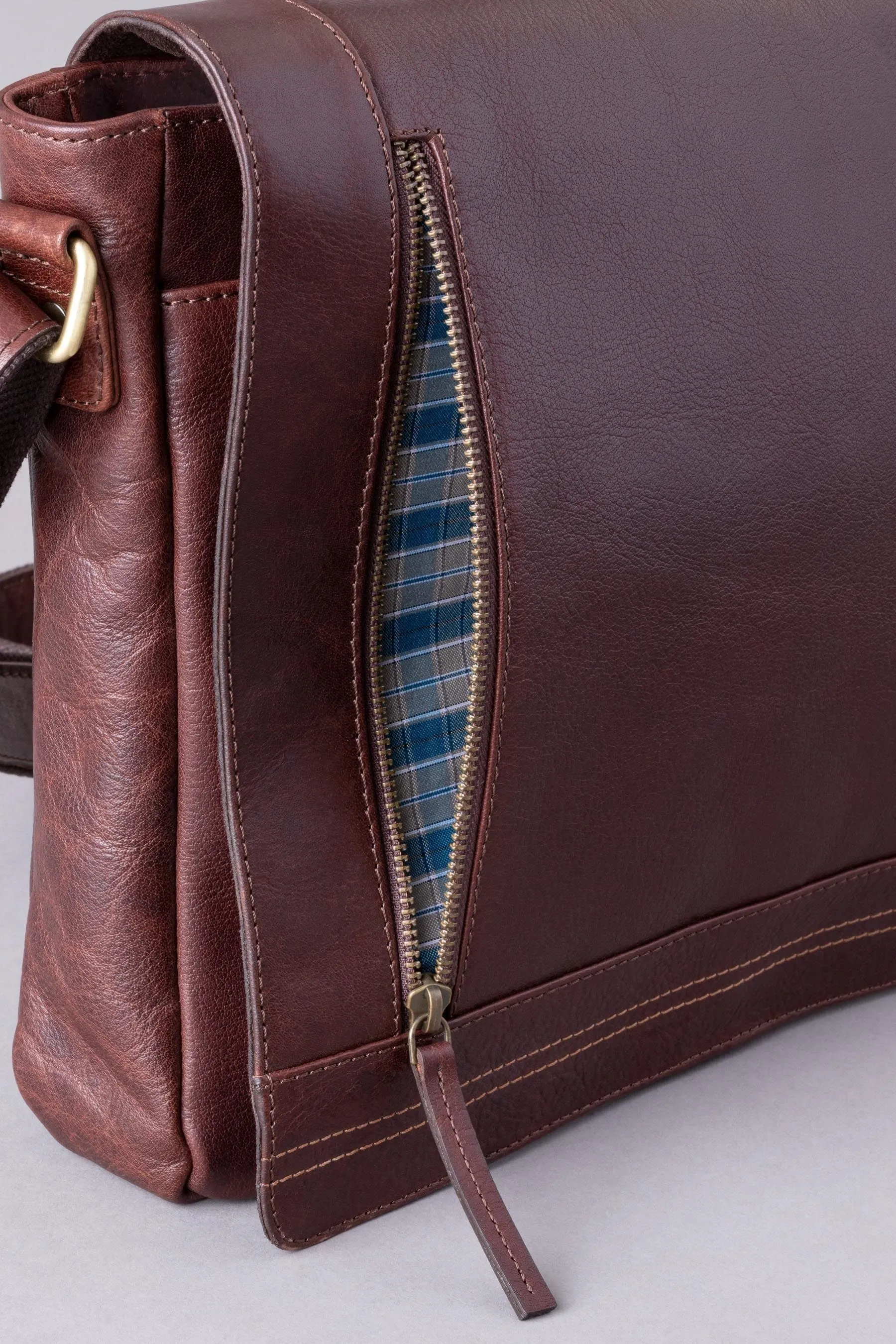 Lakeland Leather - Keswick - Borsa messenger Borsa grande in pelle