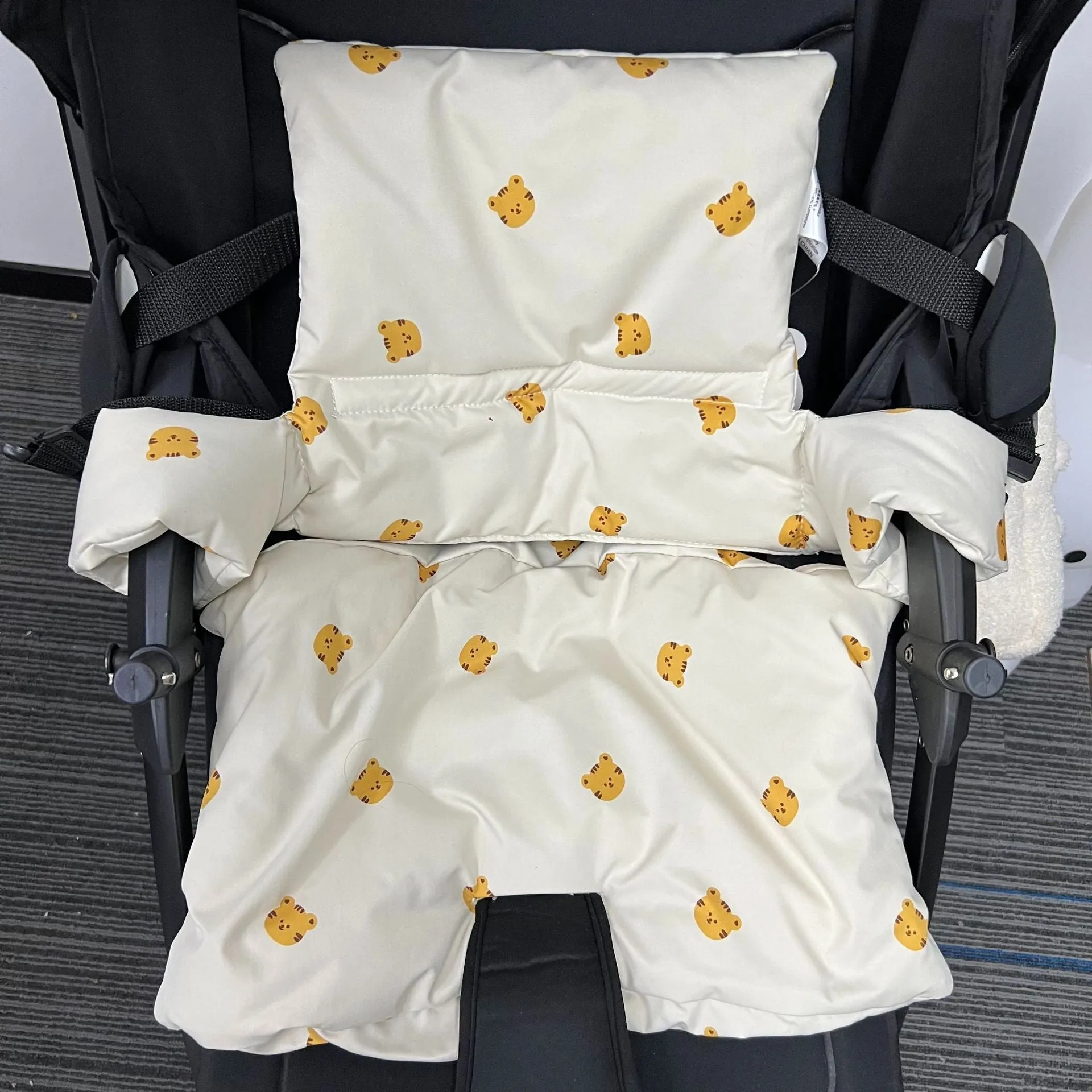 Mantieni il tuo bambino al sicuro e comodo con questi cuscini antiscivolo per sedia da pranzo per bambini autunnali e invernali,