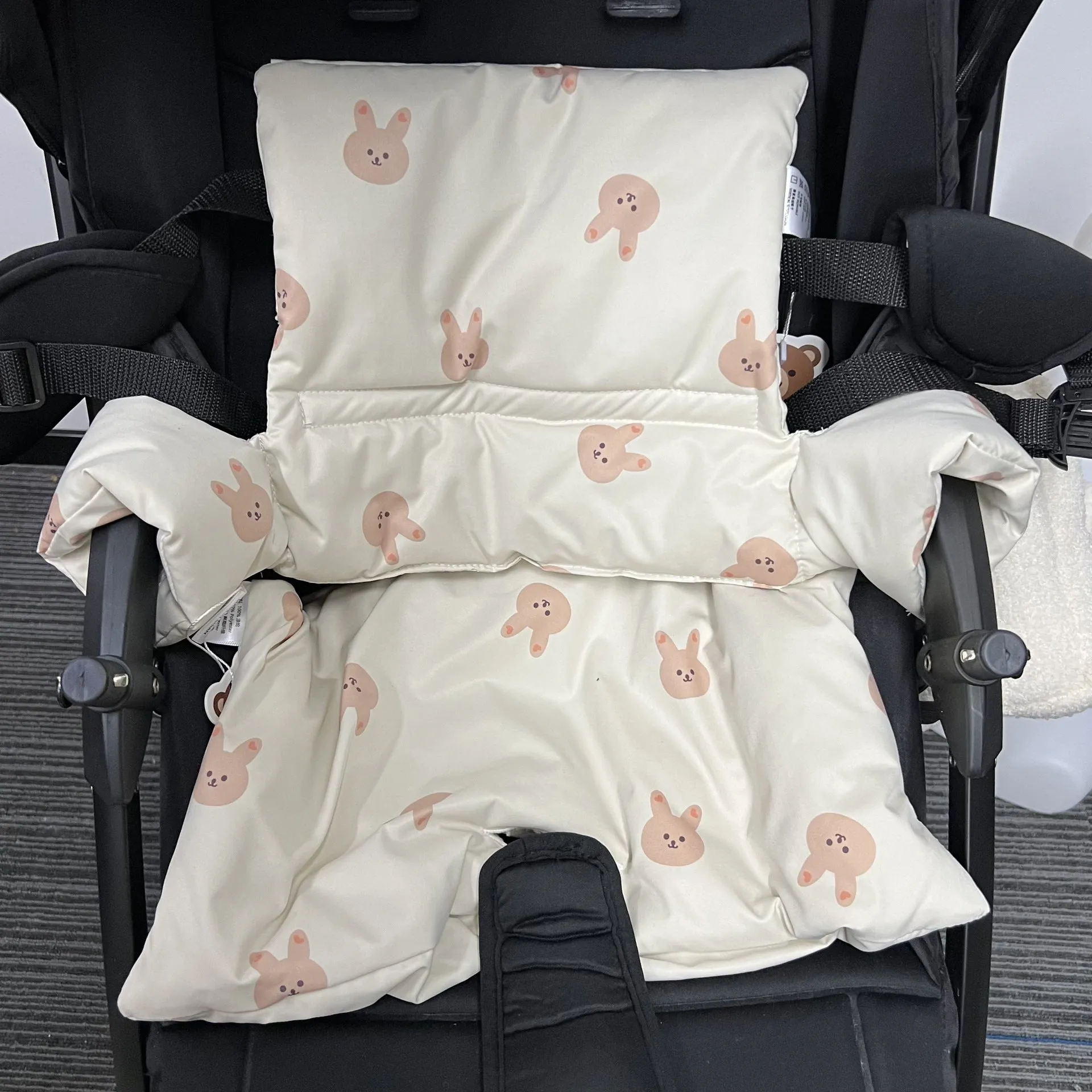 Mantieni il tuo bambino al sicuro e comodo con questi cuscini antiscivolo per sedia da pranzo per bambini autunnali e invernali,