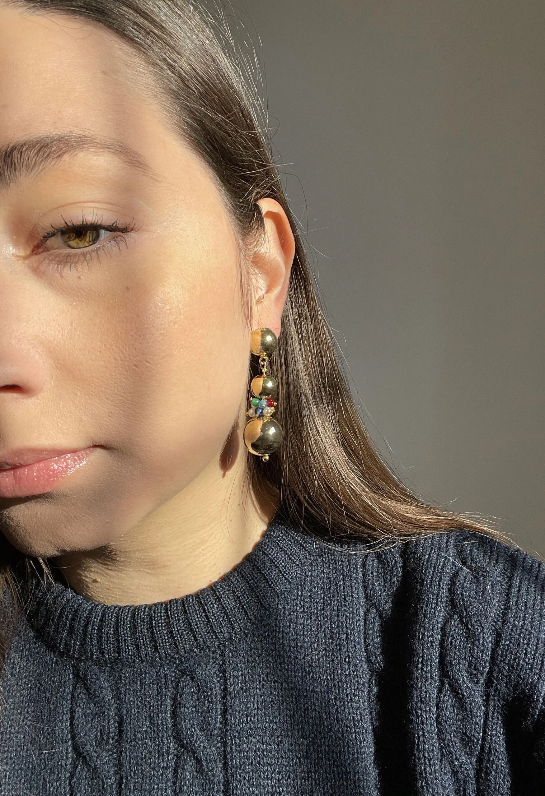 Orecchini con boules pendenti in argento bagnato in oro vintage anni ’80