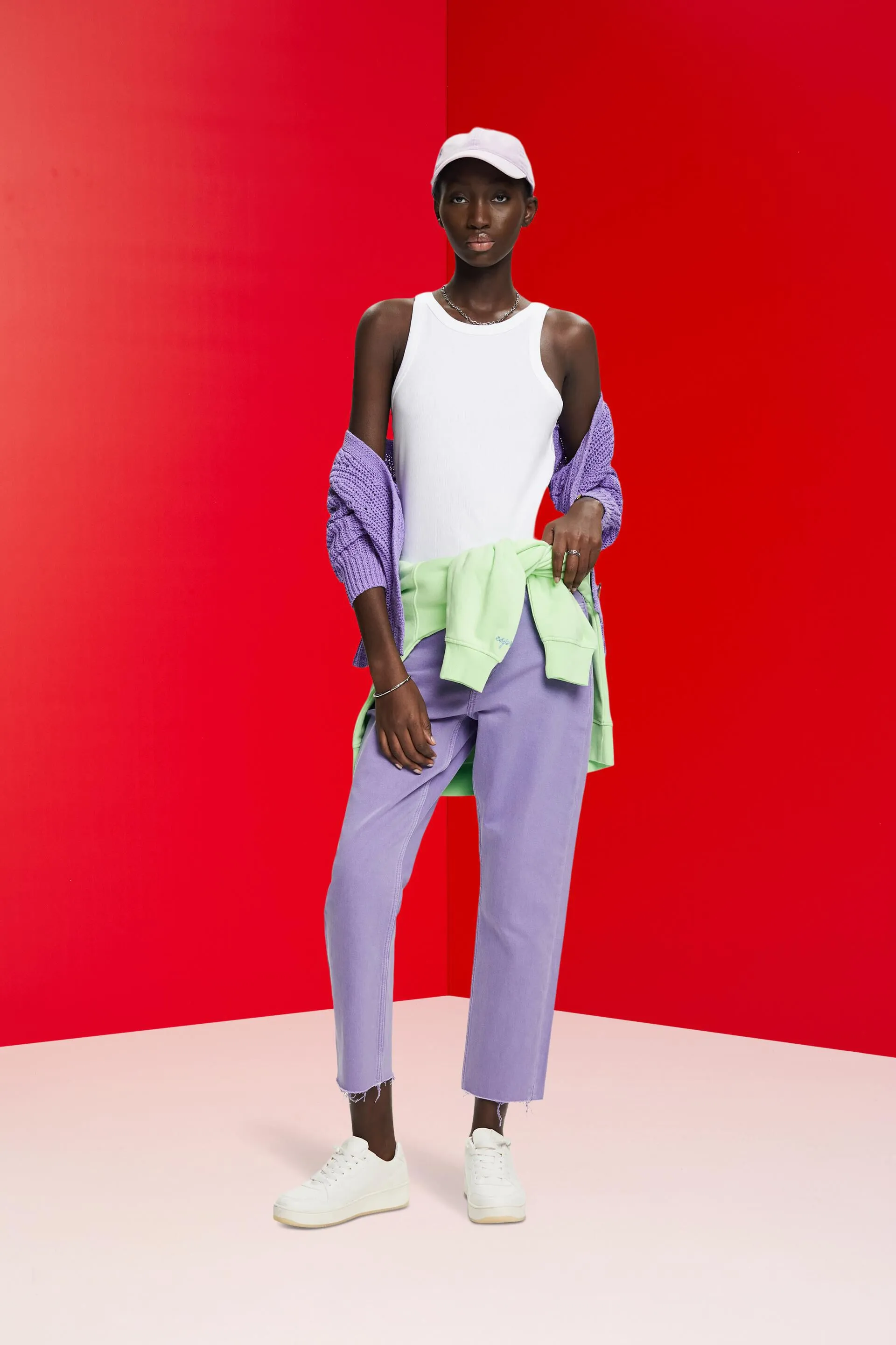 Pantaloni cropped con orlo con frange