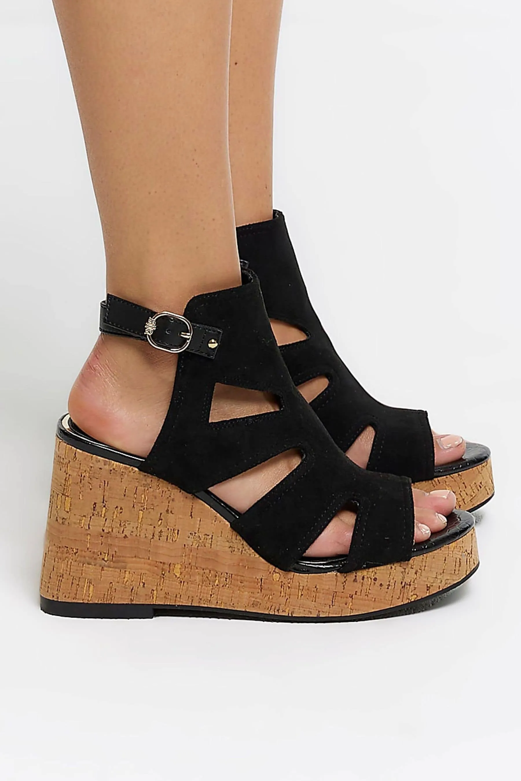 River Island Vestibilità ampia - Scarpe Stivali con zeppa e cut-out
