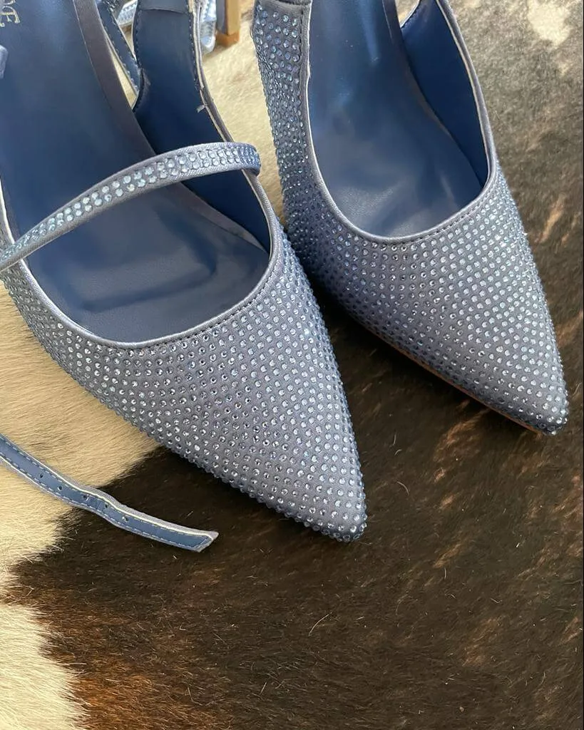 Scarpa con tacco slingback con brillantini AZZURRA.