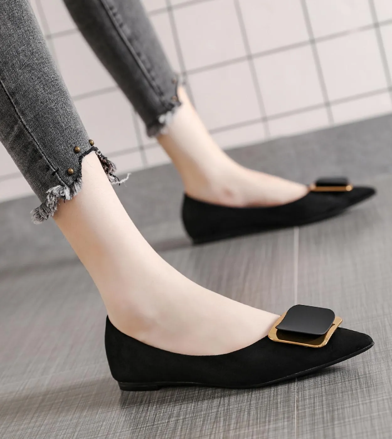 Scarpe basse di marca Scarpe da donna Flock Ballerine con suola morbida Scarpe da donna con punta a punta Scarpe da sposa da dam
