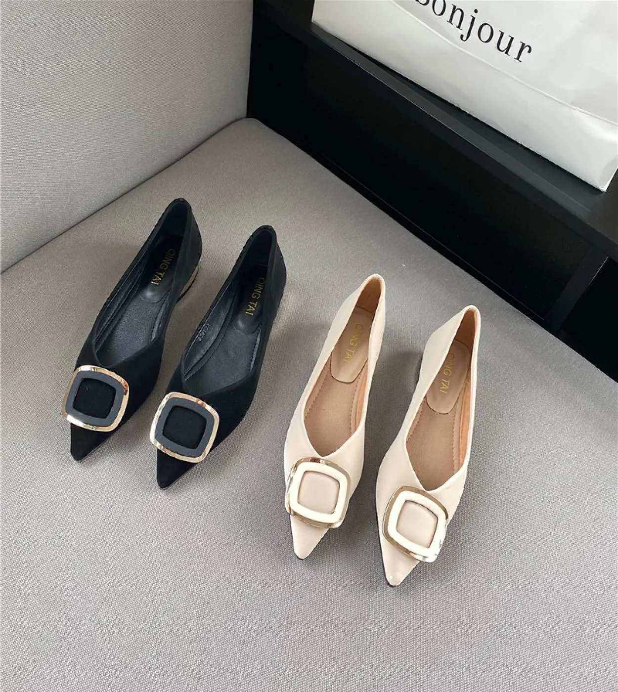 Scarpe con tacco basso da donna con fibbia quadrata Décolleté in pelle con punta a punta Primavera Novità Scarpe da lavoro da do
