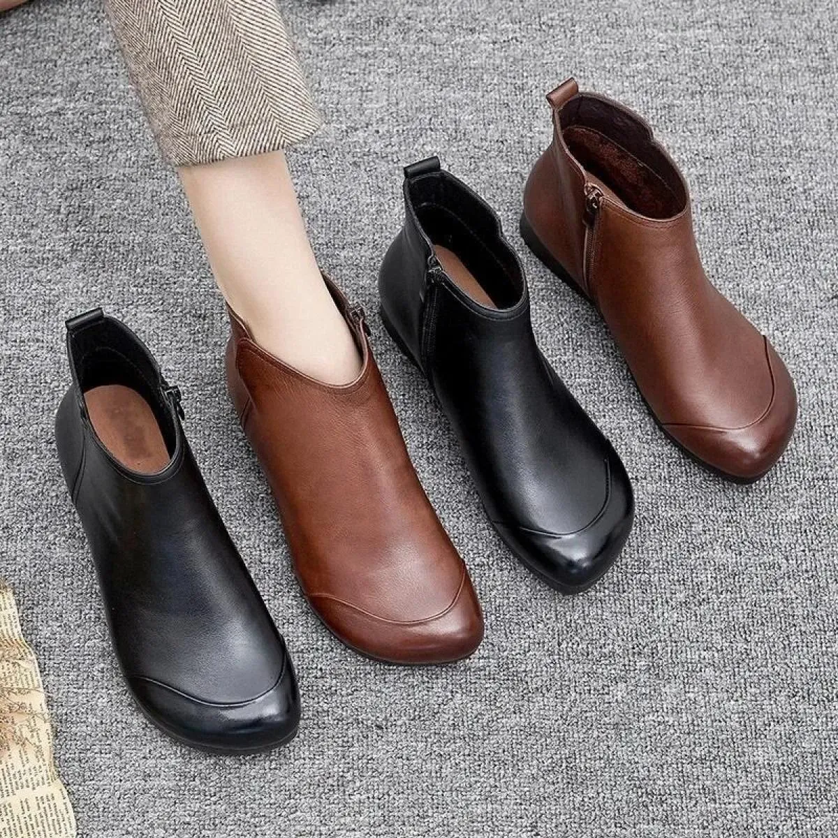 Scarpe da mamma solide di nuova vendita calda da donna Stivali autunnali Stivali corti casual Moda Comoda punta tonda di grandi