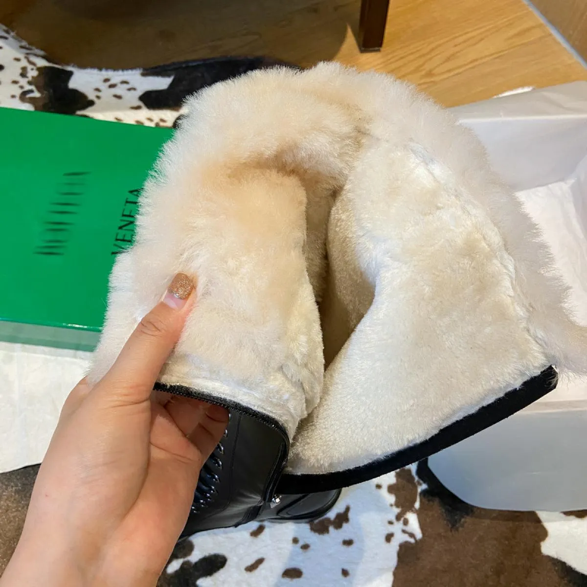 Stivali alti al ginocchio da donna in peluche spesso caldo stivali invernali per il tempo libero con punta tonda scarpe con plat